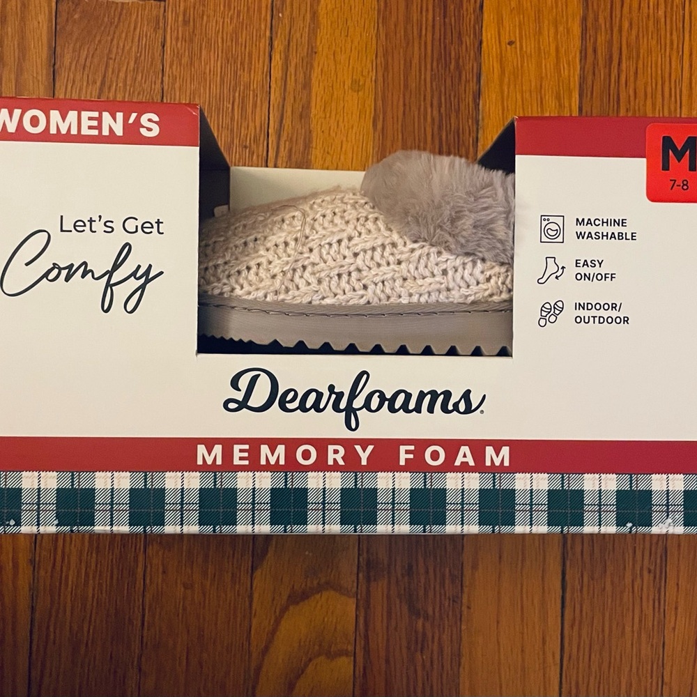 NEW MED 7-8 Women’sDEARFOAMS Cable Knit Memory Foam Clog Slipper Oatmeal Heather